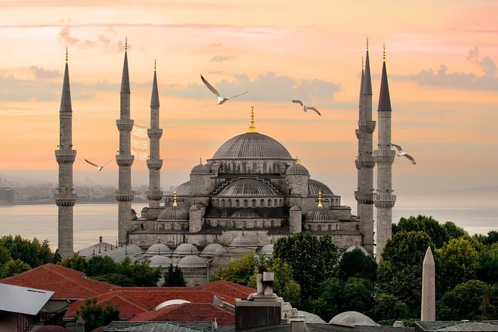6-Day Turkey Tour: Istanbul to Cappadocia via Pamukkale & Ephesus