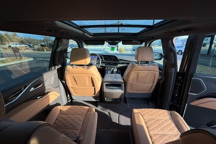 First-Class Private Airport Transfer from Boston Logan (BOS) — Luxury Boston Black Car Service photo 4