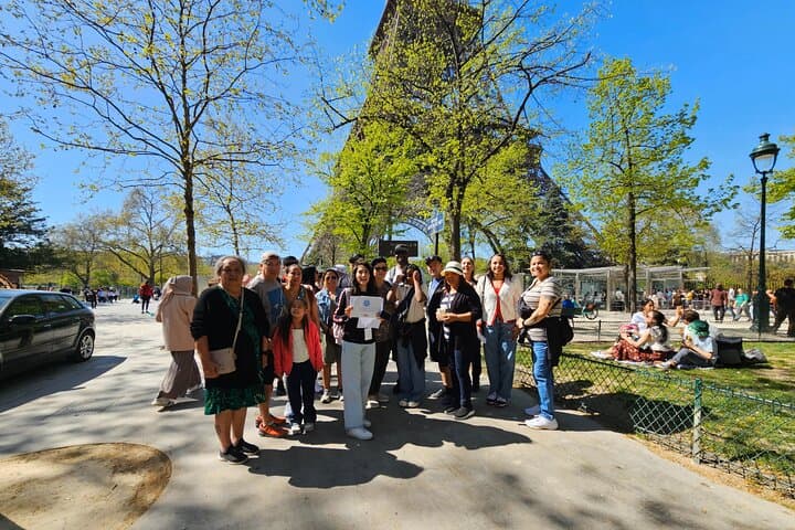 Eiffel Tower Guided Tour: Elevator Access to 2nd Floor & Summit