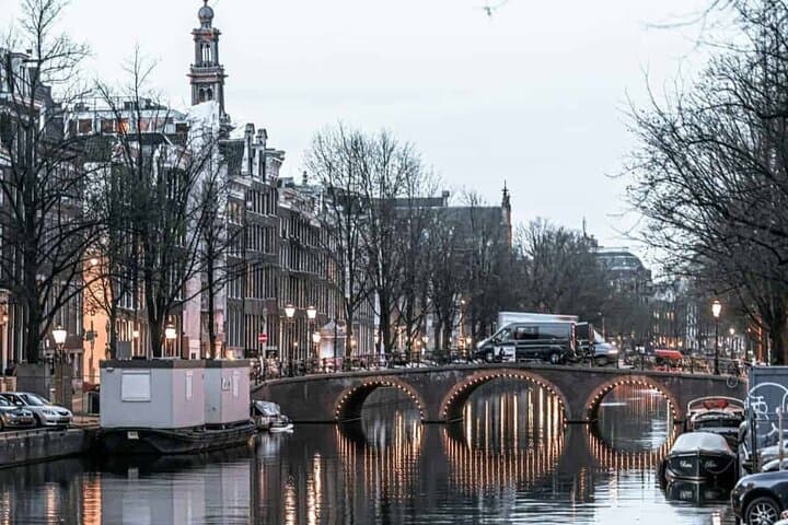 Self-Guided Treasure Hunt in Amsterdam: Interactive City Puzzle Tour