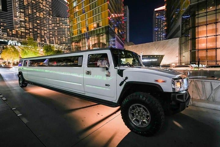 Las Vegas Luxury Limo and Nightclub Experience with Champagne photo 4