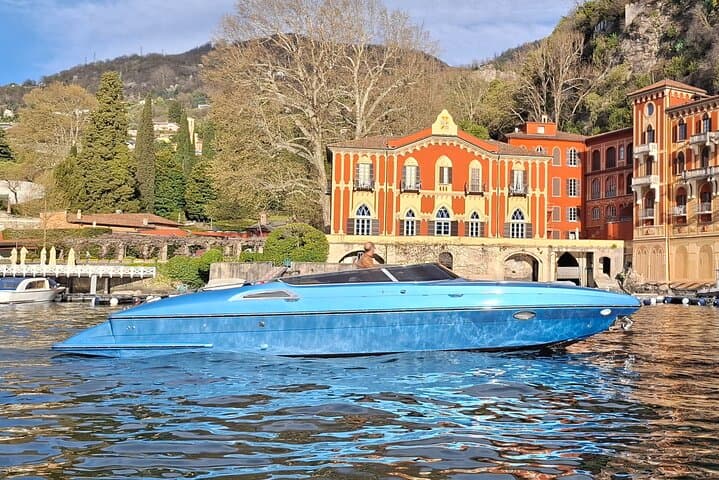 Private Luxury Speedboat Grand Tour on Lake Como (1–4h)