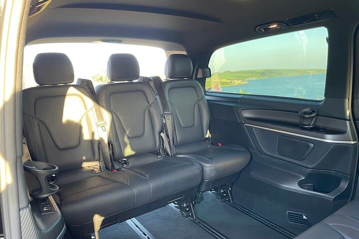 Luxury Private Shore Excursion from Cobh — Blarney, Kinsale & Midleton in a Mercedes MPV photo 6