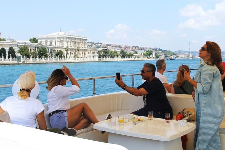Private Bosphorus Lunch Cruise: Luxury Yacht Sightseeing in Istanbul photo 5