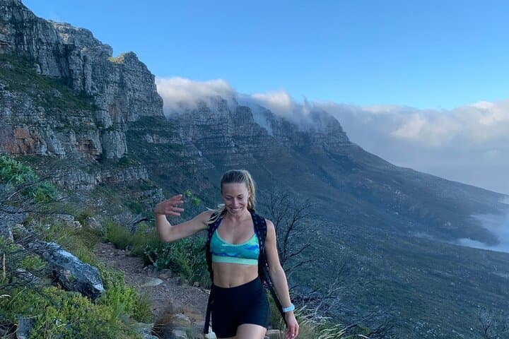 Table Mountain Guided Hike: Summit Tour with Pro Guide in Cape Town photo 2