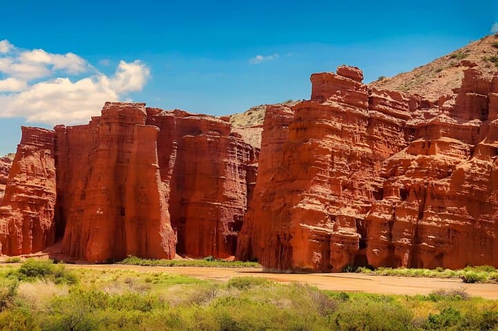 Cafayate & Quebrada de las Conchas: Red-Rock Drive and Wine Tasting from Salta