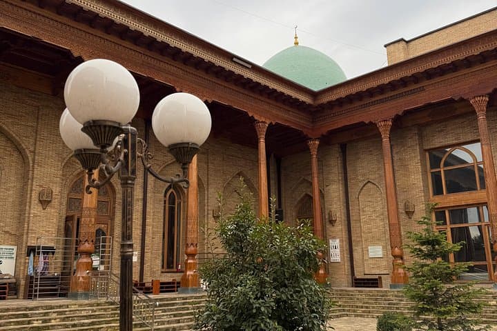 Tashkent Private Guided City Tour — Independence Square, Hazrati Imam & Chorsu Bazaar photo 4