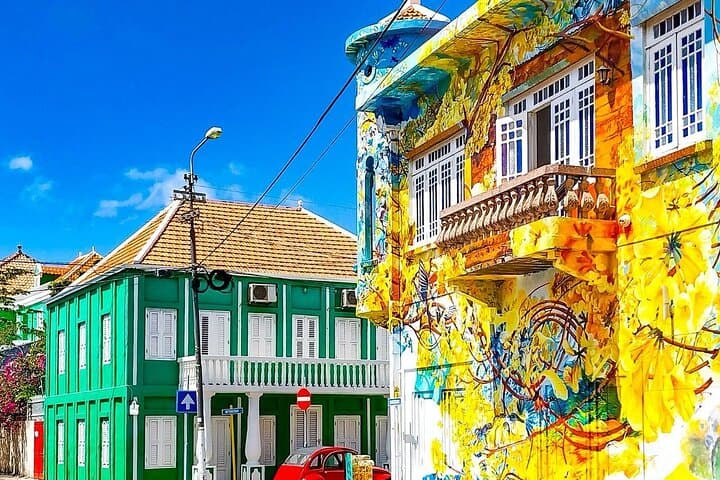 Private Curaçao Heritage Tour: Explore Willemstad’s History, Liqueur & Fort Views