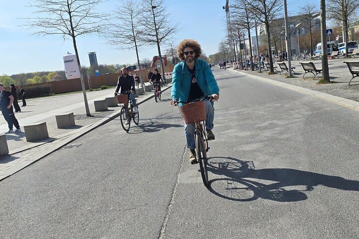 Guided Berlin Bike Tour: Insider Route, History & Culinary Stops photo 6