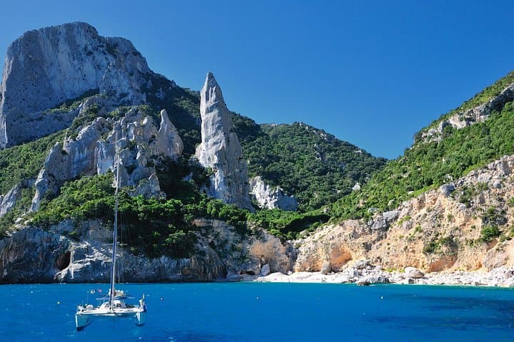 Baunei Coast Marine Safari: Shared Boat Tour to Coves, Caves & Snorkeling photo 4