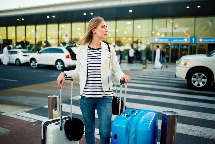 Dubai Airport Private Transfer: Seamless Arrival and Departure Service photo 4