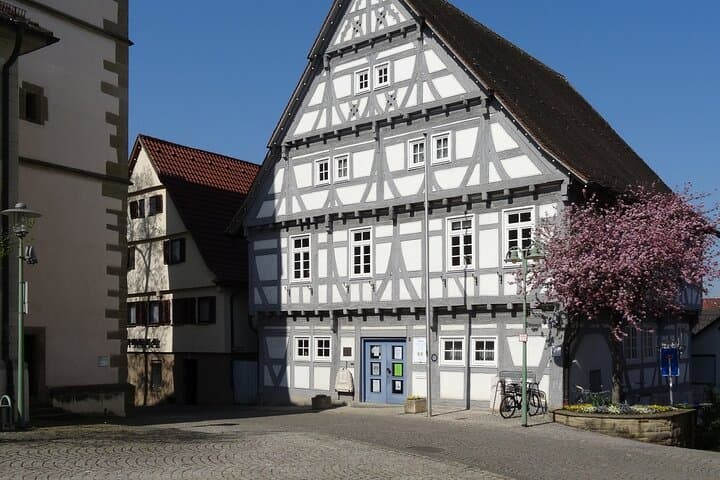 Murren Private Guided Walking Tour: Alpine Village Stroll with Eiger Views photo 6