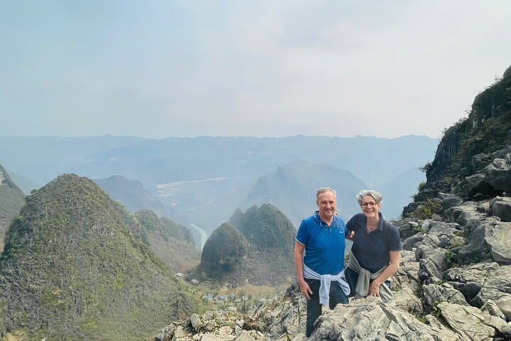 Trekking the White Cliff on Ma Pi Leng Pass — Ha Giang Day Hike