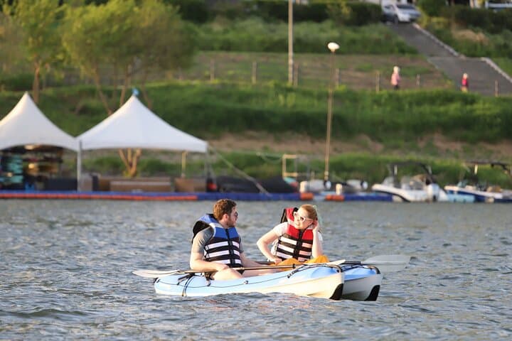 SUP and Kayak on Seoul's Han River at Ttukseom Park photo 3