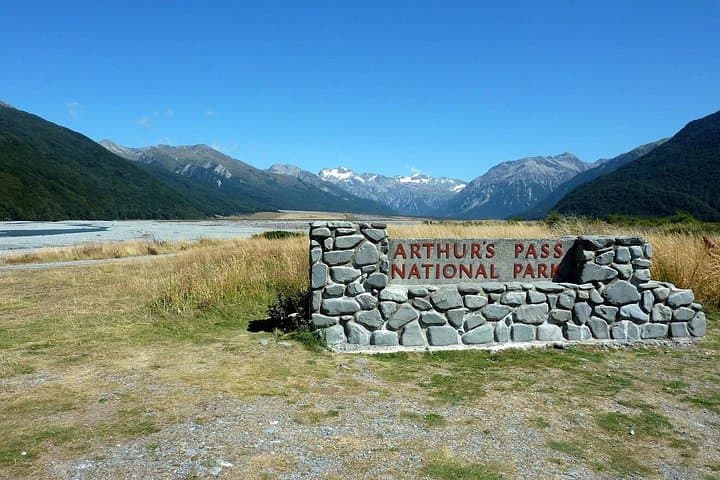 Arthur’s Pass & Castle Hill Private Day Trip from Christchurch — Lake Lyndon, Devil’s Punchbowl & Cave Stream