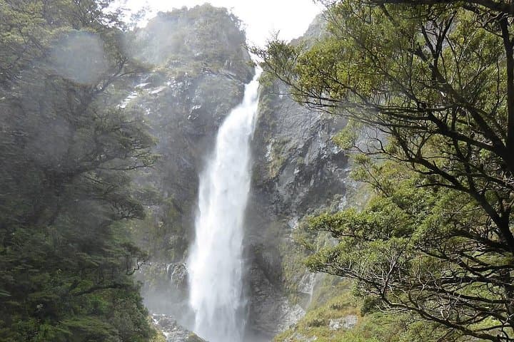 Arthur’s Pass & Castle Hill Private Day Trip from Christchurch — Lake Lyndon, Devil’s Punchbowl & Cave Stream photo 3