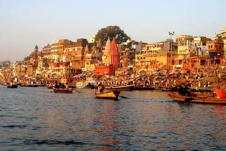 Varanasi Private Day Tour: Ghats, Temples & Ganga Rituals photo 3
