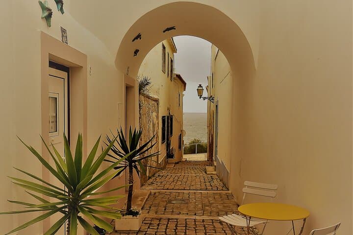Explore Albufeira by Puzzle: Self-Guided Scavenger Hunts Through Old Town & The Strip photo 2