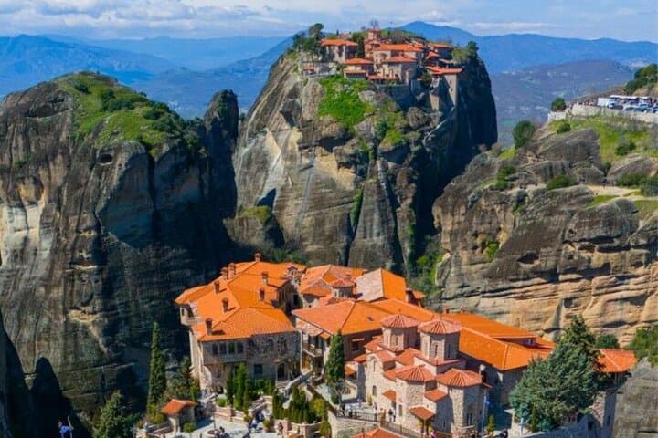 Meteora Monasteries Tour: Day Trip from Athens to Kalabaka's Cliff-Top Monasteries photo 2