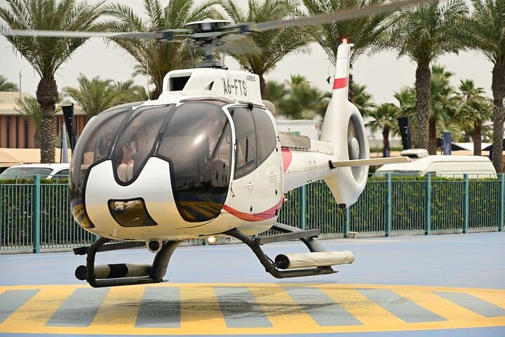 Exclusive 60-Minute Dubai Helicopter Flight: Burj Khalifa, Palm Jumeirah & World Islands photo 3