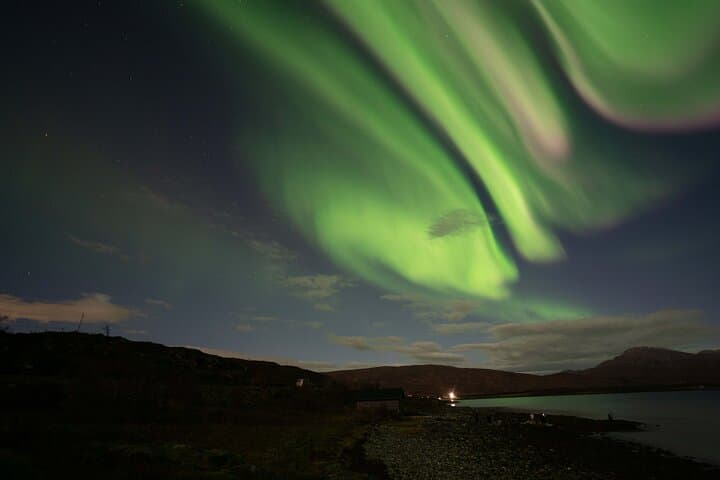Chase the Northern Lights in Tromsø: Small-Group Aurora Tour (6 hrs) photo 4