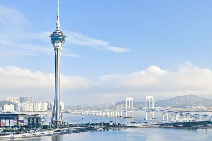 Macau Tower Observation Deck: Views, Bungy & Skywalk Guide photo 6