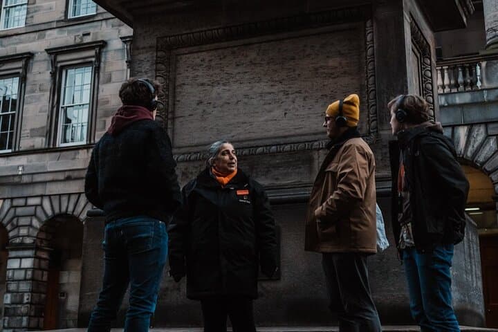 Edinburgh Old Town Multi-Sensory Walking Tour Along the Royal Mile photo 4