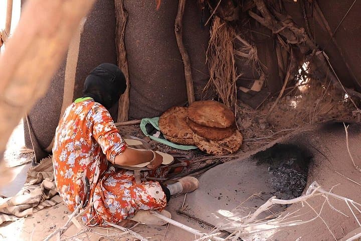 4-Day Sahara Desert Odyssey from Fez — Erg Chebbi, Gorges & Ait Benhaddou photo 2