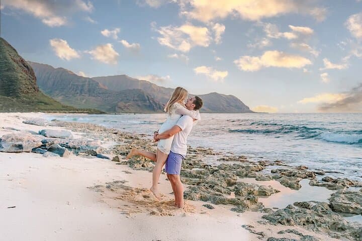 Oahu Professional Photographer: Couples & Families Beach Session photo 5