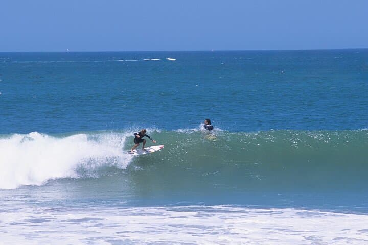 Learn to Surf in Lima: Beginner Lessons on the Pacific Coast photo 2