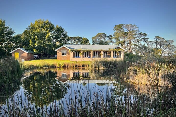 Honey Farm Tour & Guided Tasting at Retford Park, Bowral photo 2