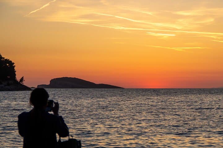 Cavtat Sunset Cruise: 1-Hour Small-Group Boat Tour with Unlimited Drinks