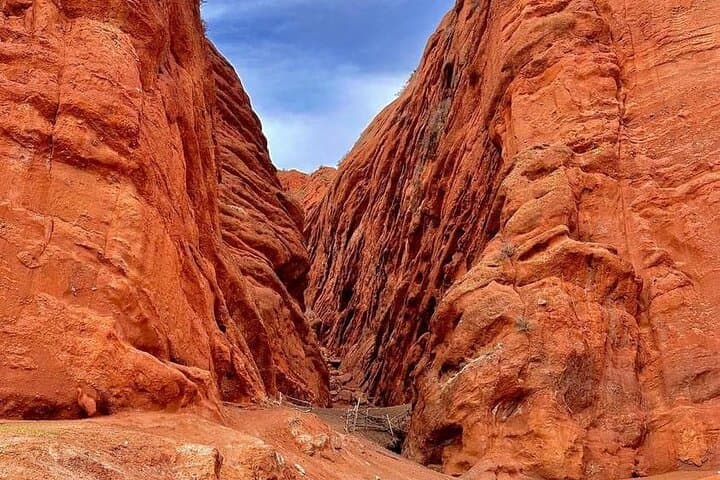 4-Day Issyk-Kul Adventure: Yurts, Eagle Hunts & Hot Springs photo 2