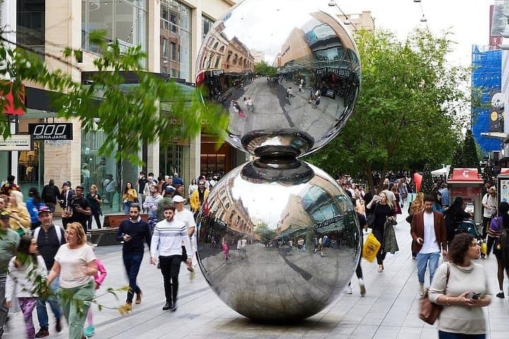 Adelaide in a Day: Full-Day City Tour of Markets, Museums and River Torrens Walk