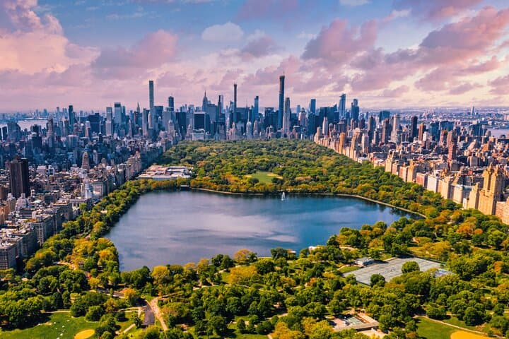 Self-Guided New York Walking Tour: Discover Hidden Gems with Your Smartphone