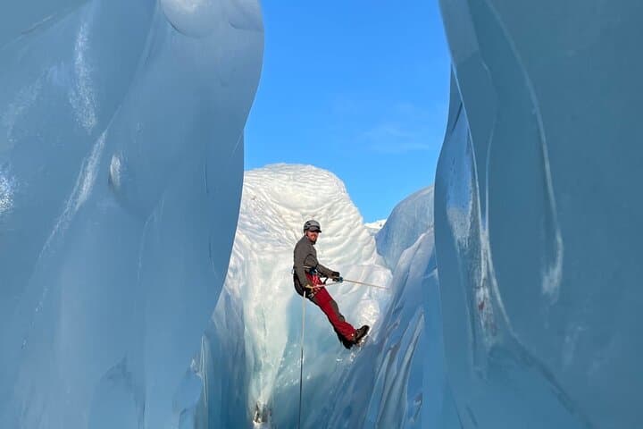 Falljökull Glacier Hike & Ice-Climb: 6-Hour Guided Adventure in Skaftafell photo 2