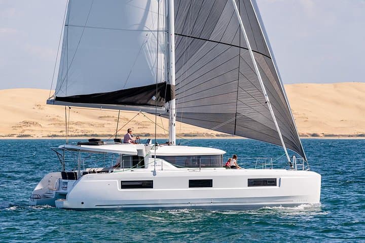 Sail to Dia Island from Heraklion: Catamaran Snorkel, SUP & Lunch photo 1
