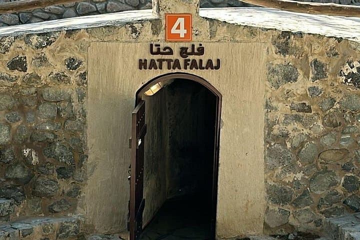 Hatta Day Trip: Kayak Hatta Dam, Heritage Village & Wadi Hub Adventure photo 4