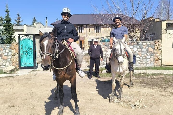 4-Day Issyk-Kul Adventure: Yurts, Eagle Hunts & Hot Springs photo 5