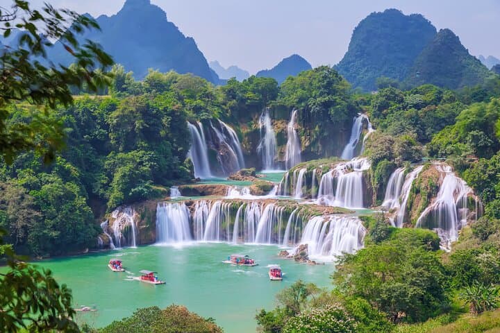 Plitvice Lakes Day Trip from Zadar — Private Transfer and Lakeside Walks photo 3