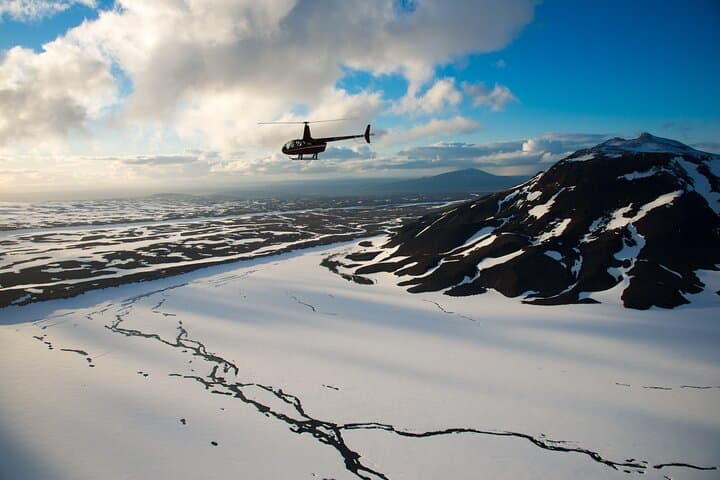 Private Helicopter Tour Over Iceland's Volcanoes, Glaciers & Waterfalls photo 5