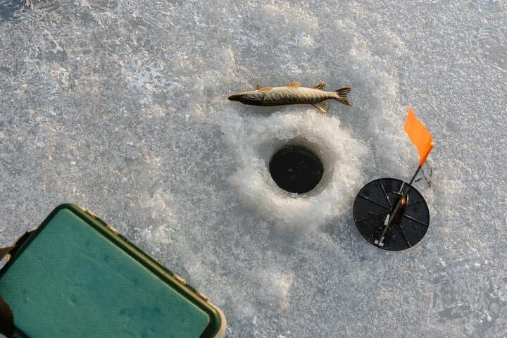 Ice Fishing in Levi: Guided Arctic Lake Experience in Lapland photo 5