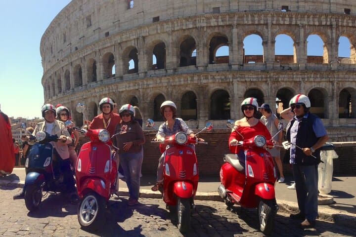 Rome Vespa Panoramic Tour: 3-Hour Scooter Experience photo 5