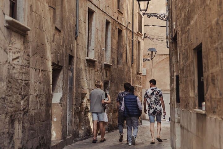 Self-Guided Wine & Dine Tour in Palma Old Town: 4 Stops, 4 Pairings photo 6