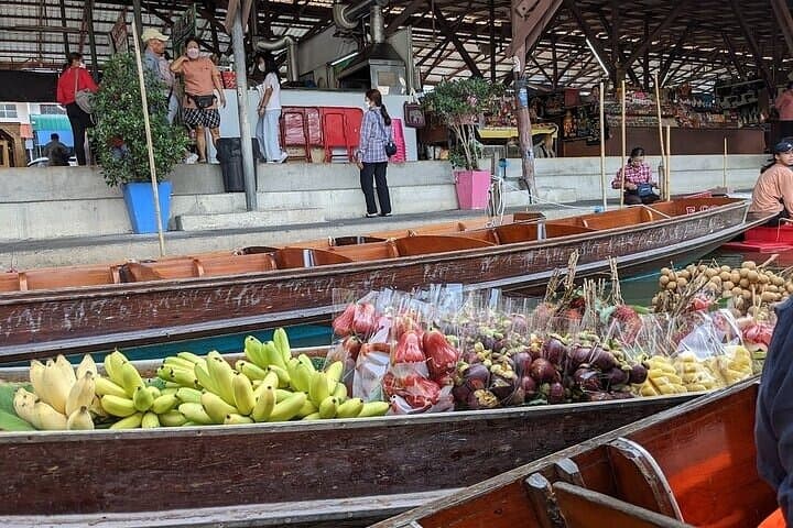 Bangkok Private Floating Market & Mae Klong Railway Full-Day Tour photo 4