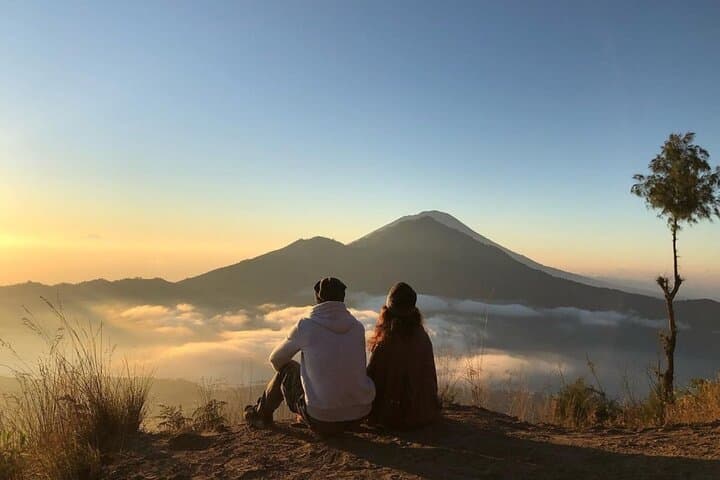 Mount Batur Sunrise Hike: Guide to Bali's Volcanic Dawn
