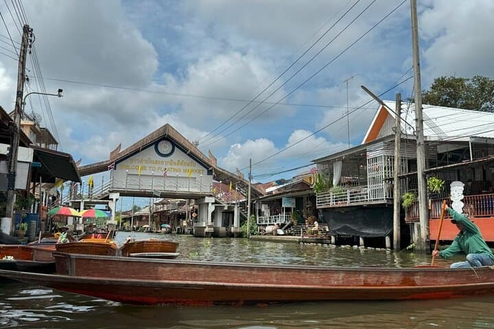Damnoen Saduak Floating Market & Maeklong Railway Market Private Tour from Bangkok photo 2