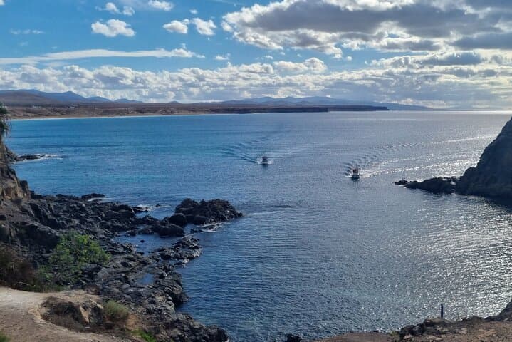 Fuerteventura North Tapas Tour - Corralejo Dunes, El Cotillo Lighthouse & Volcano Walk photo 2