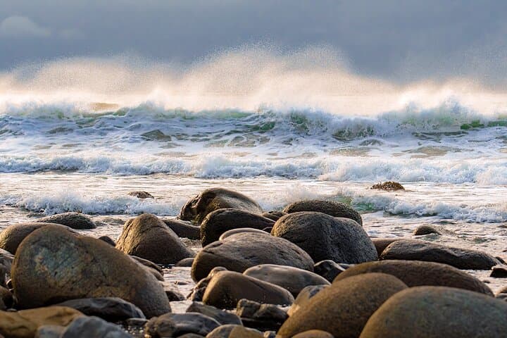 Midnight Magic in Lofoten: Midnight Sun Photo Tour to Eggum & Gimsøya photo 2