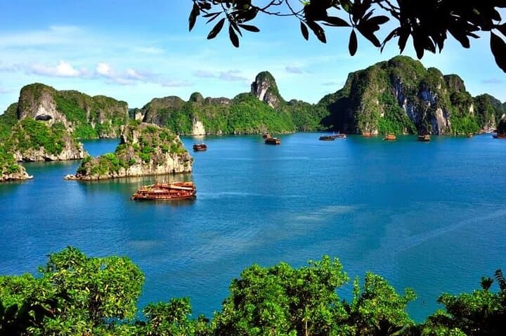 Discover Halong Bay: 3-Day Scenic Cruise, Kayaking & Island Excursions from Hanoi photo 3